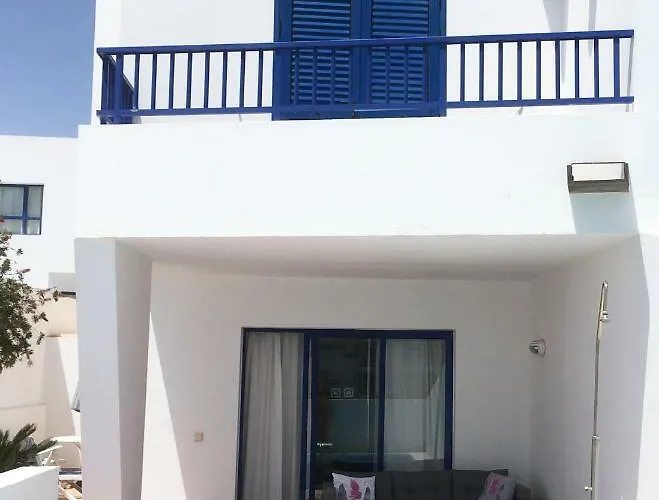 Casa Paloma Vila *